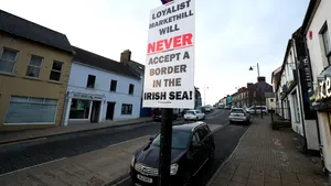 Cum împarte protocolul nord-irlandez Marea Britanie şi UE. Tensiunile post-Brexit cresc