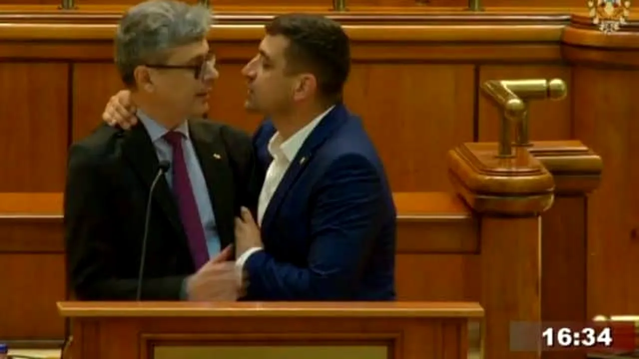 Primele măsuri după scandalul din Parlament. Procurorii au deschis pe numele lui George Simion dosar pentru ultraj şi tulburarea ordinii