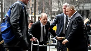 Harvey Weinstein este în carantină după ce a fost testat pozitiv cu coronavirus în închisoare