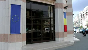 CNAS anunţă că specialiştii încă lucrează la remedierea sistemului informatic