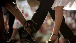 Săptămâna Europeană de Tango în România: Cursuri gratuite de dans, proiecţii de filme, expoziţii, ateliere - VIDEO